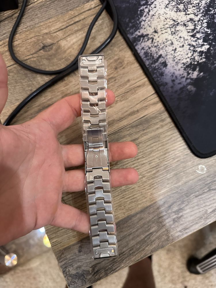 Garmin Quickfit 22 titanium strap