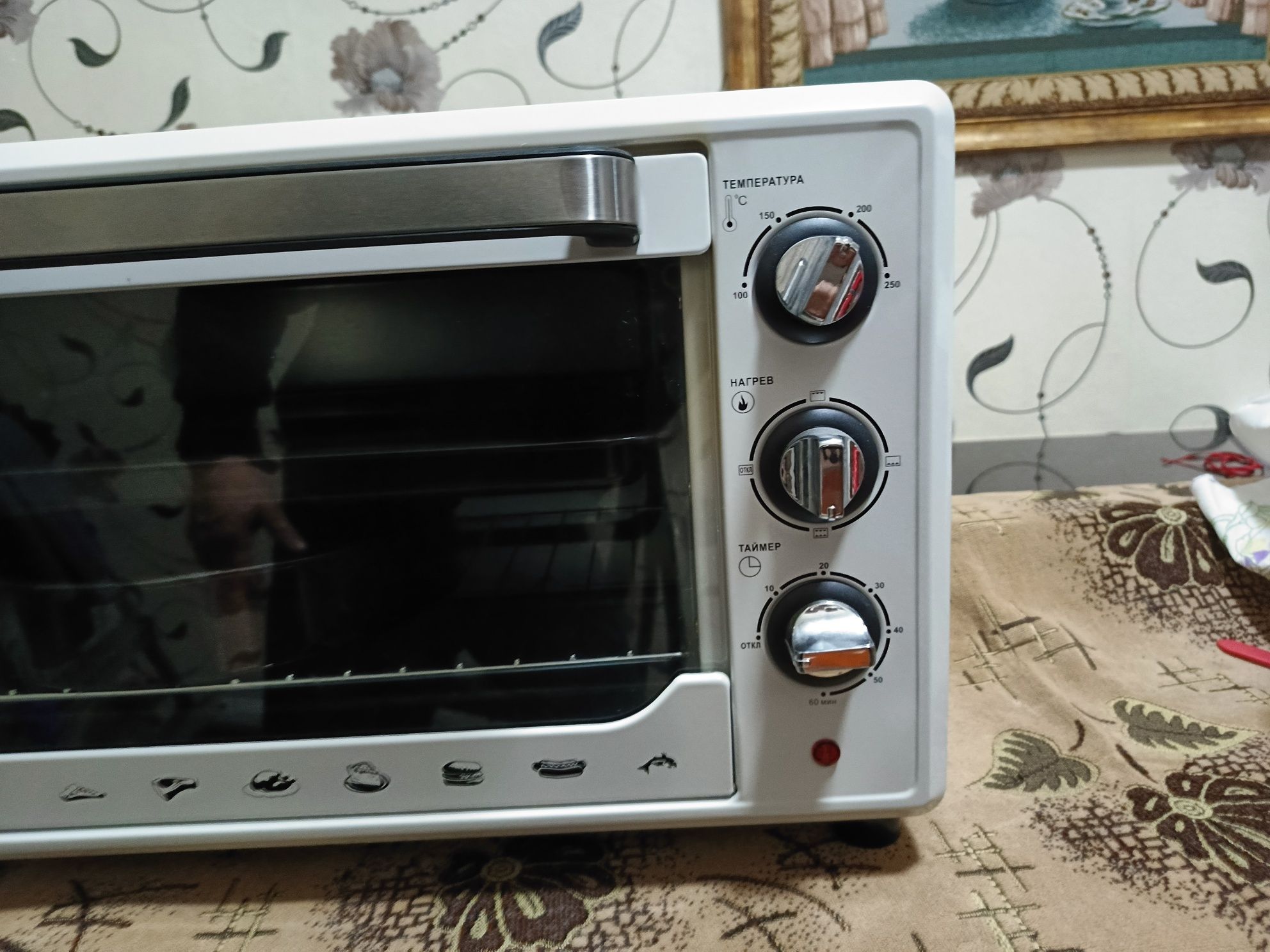Продам духовую печь