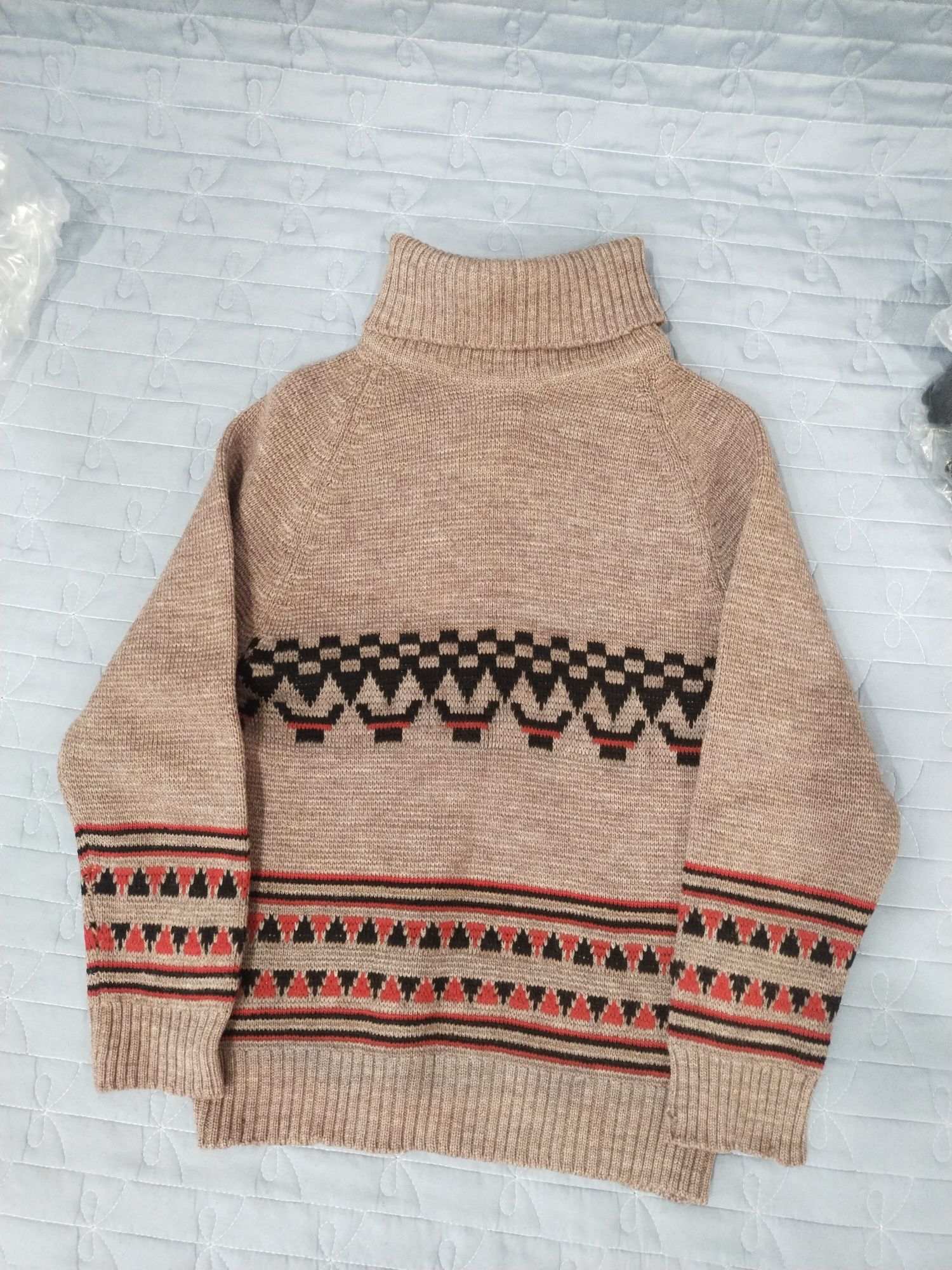 Продам детские вещи недорого.