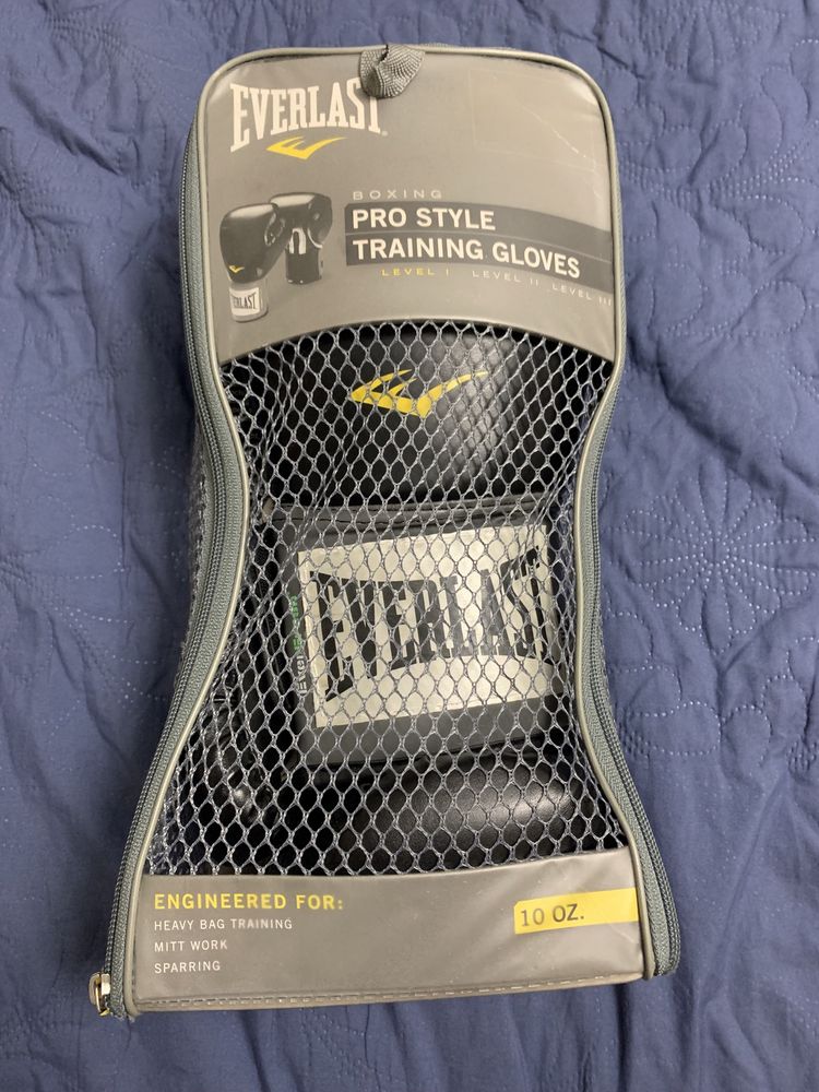Боксерские перчатки Everlast PU ProStyle и Бинты Everlast 2,5 метра