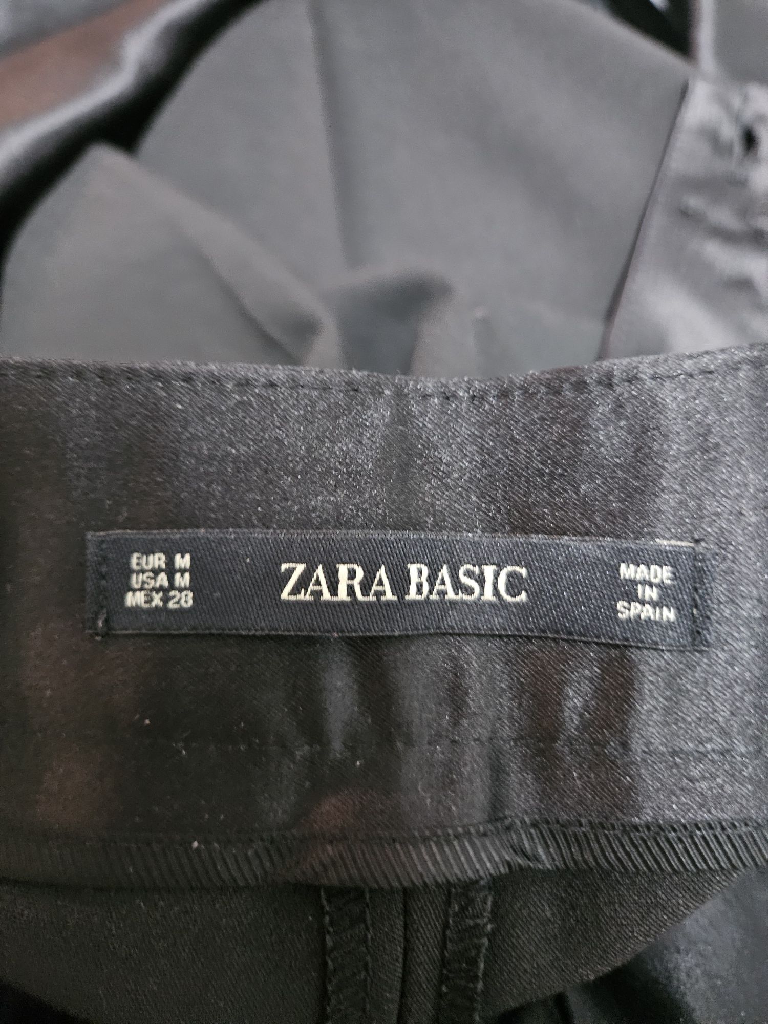 Костюм женский Zara р42
