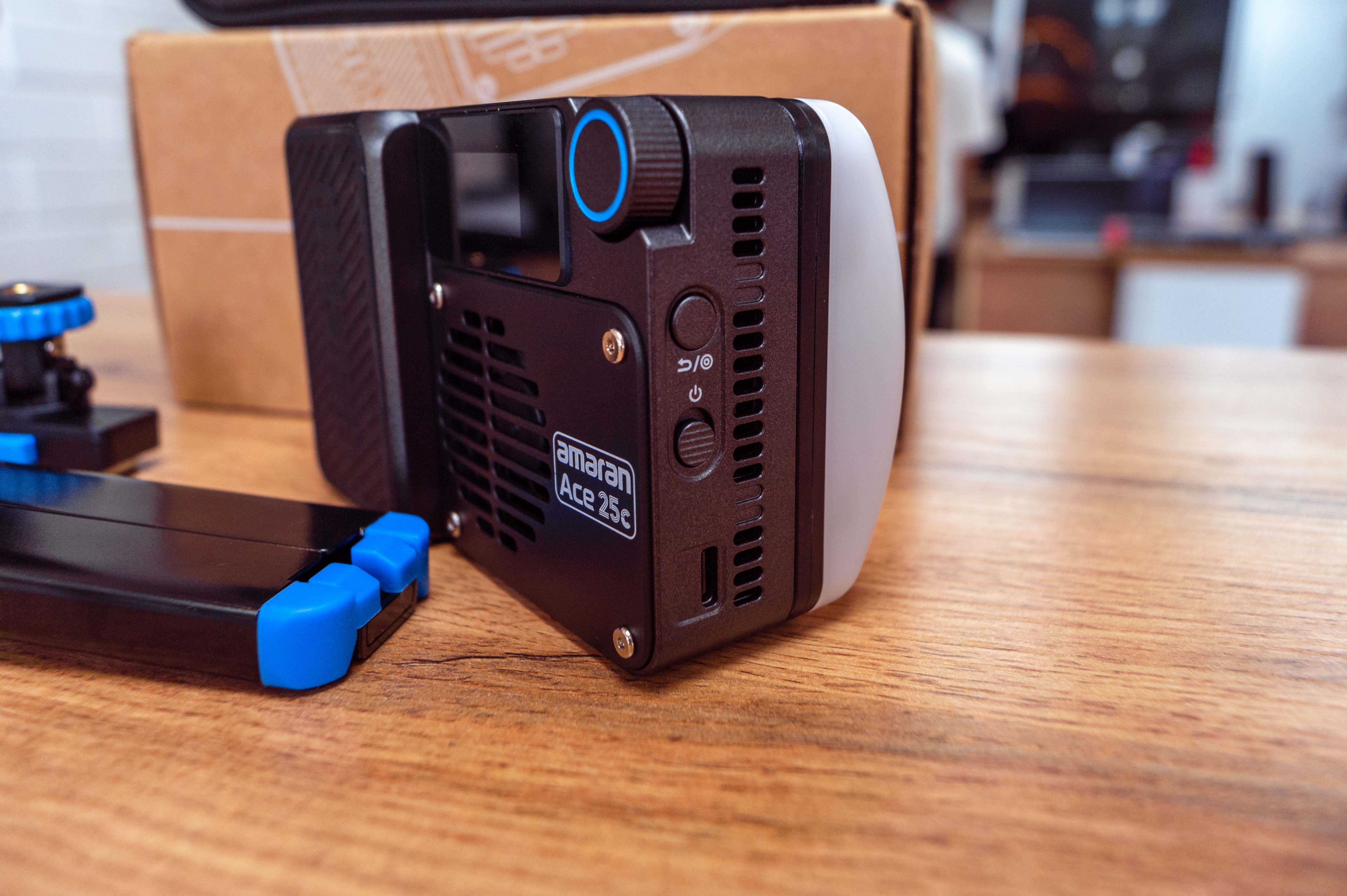 Новый видеосвет RBG Aputure Amaran Ace 25c|+комплектация|Red Geek