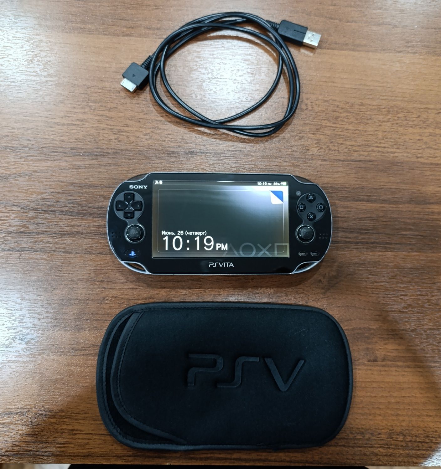 Psvita fat прошитая в хорошем состояние