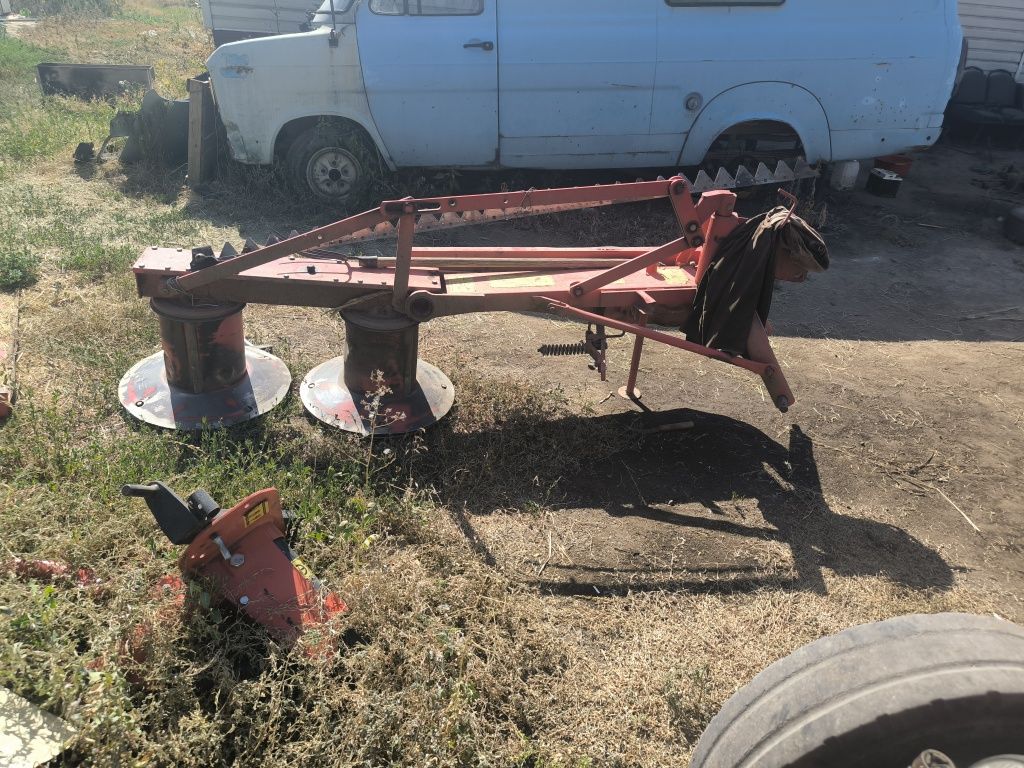 Продам трактор т25