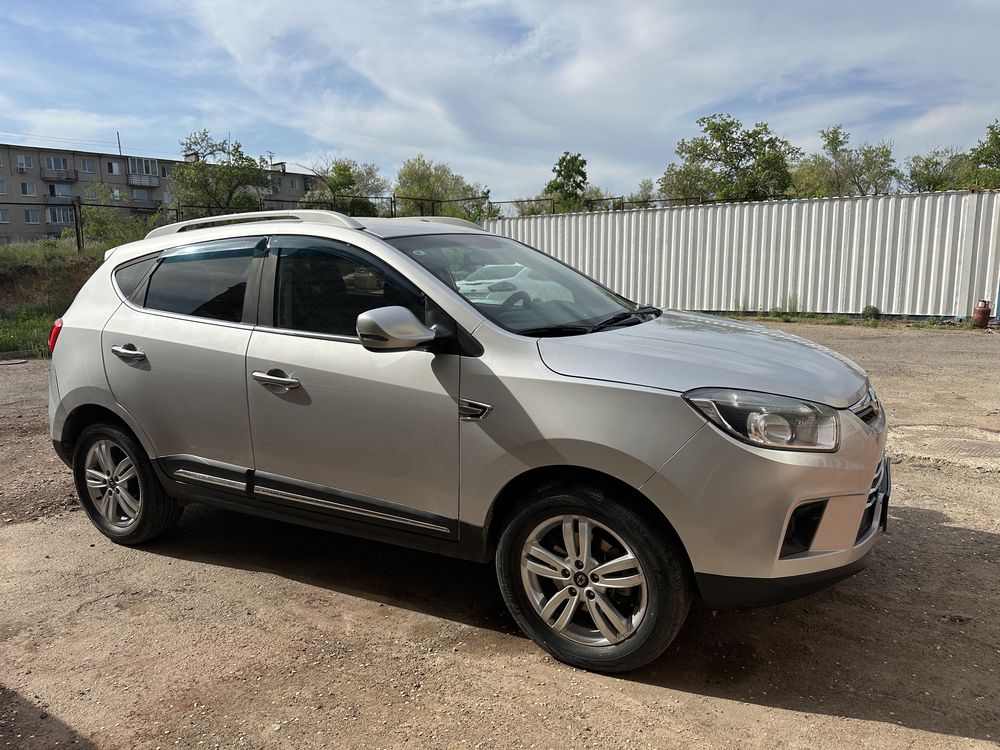 Продам автомобиль Jak S5
