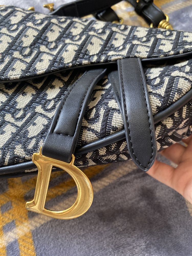 Трендовая сумка Dior