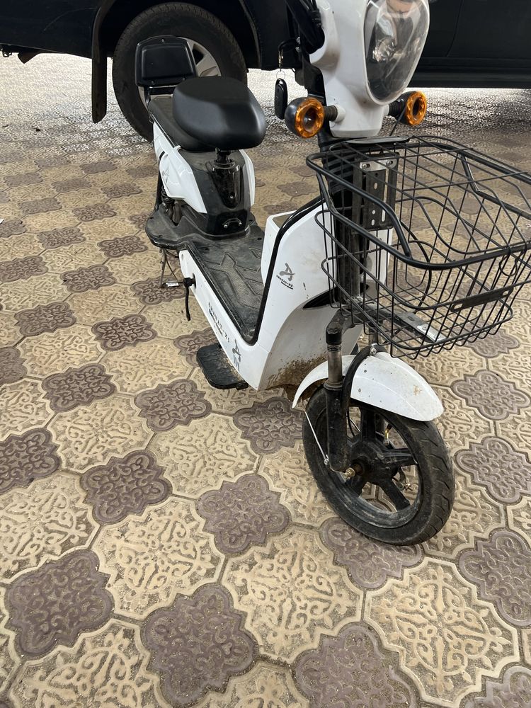 Электротскутер amanat x5