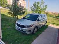 Киа седона автомашинасы сатылымда