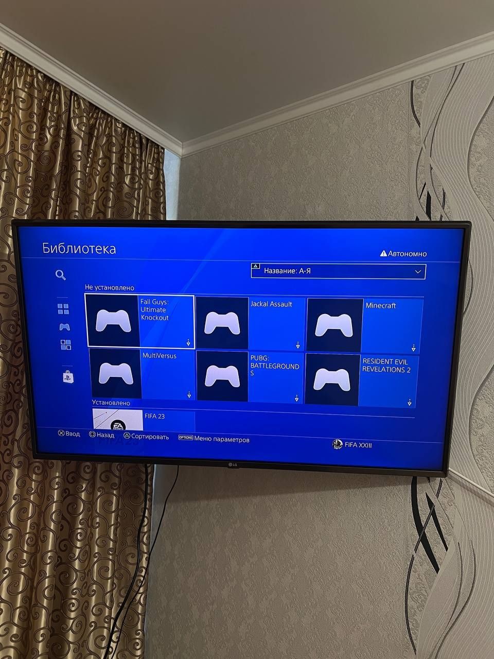 СРОЧНО! ТОРГ продам PS 4 Slim в идеальном состояний
