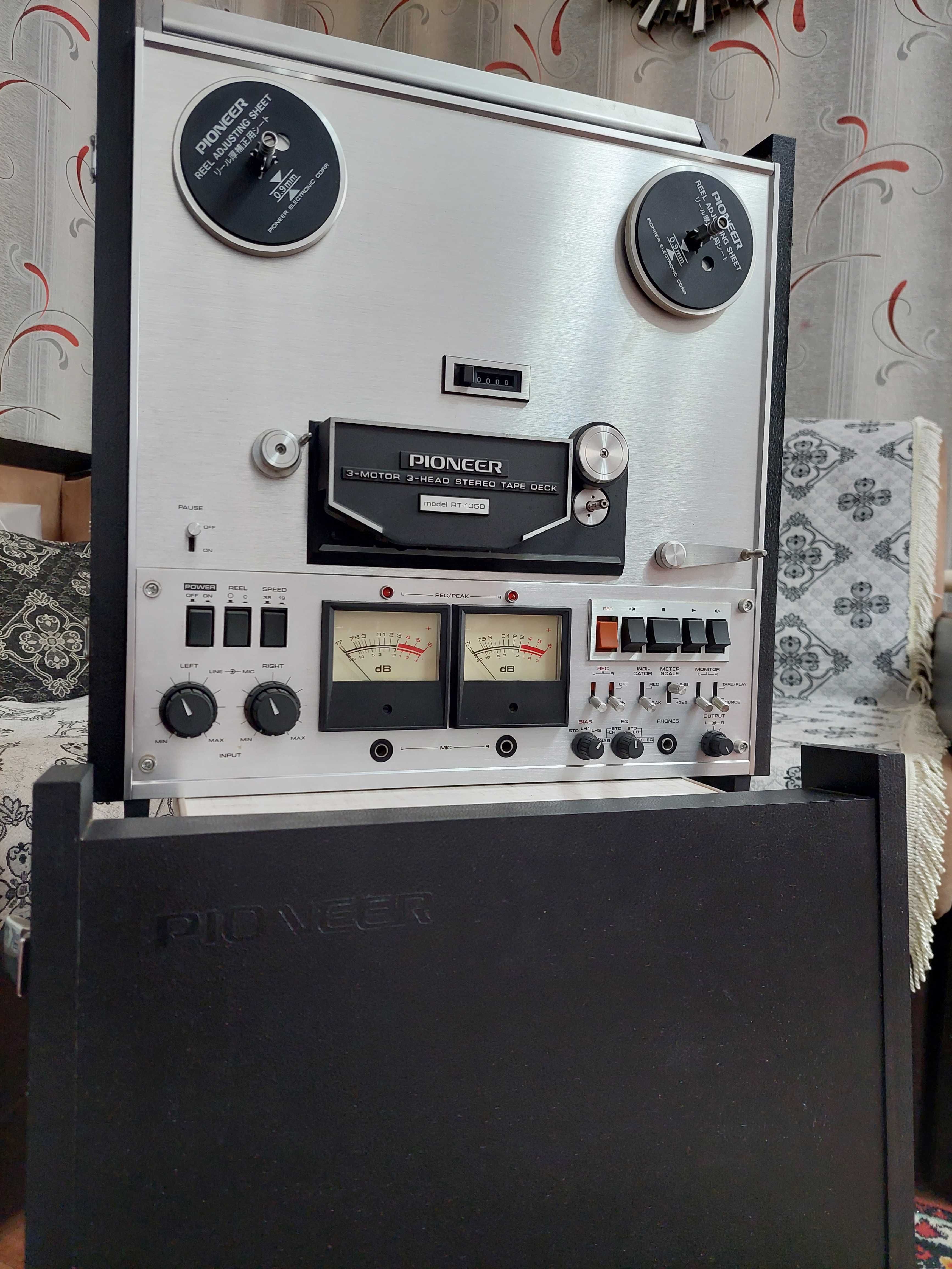Магнитофон PIONEER  RT-1050