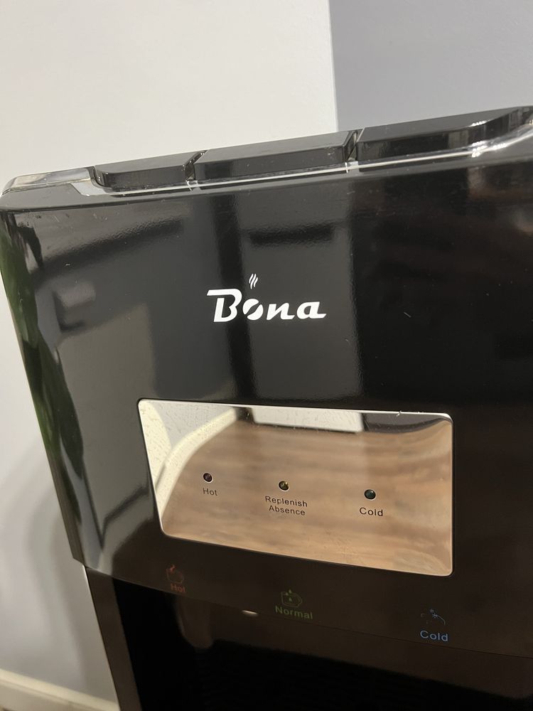 Кулер для воды Bona б/у