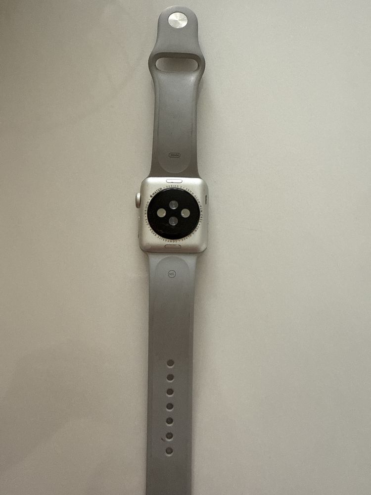 Продается Apple watch serries 3. Состояние хорошое. Б/у