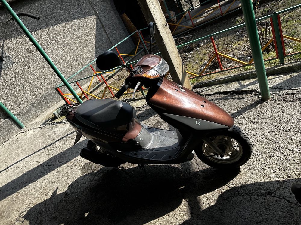 Продам Honda dio AF34/35