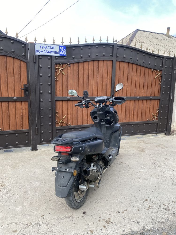 Мопед танк 165 сс