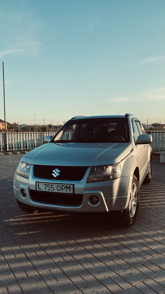 Suzuki grand vitara 2.0