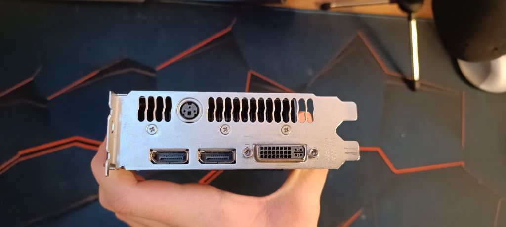 Nvidia quadro 5000