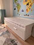 Продам кровать IKEA Бримнес