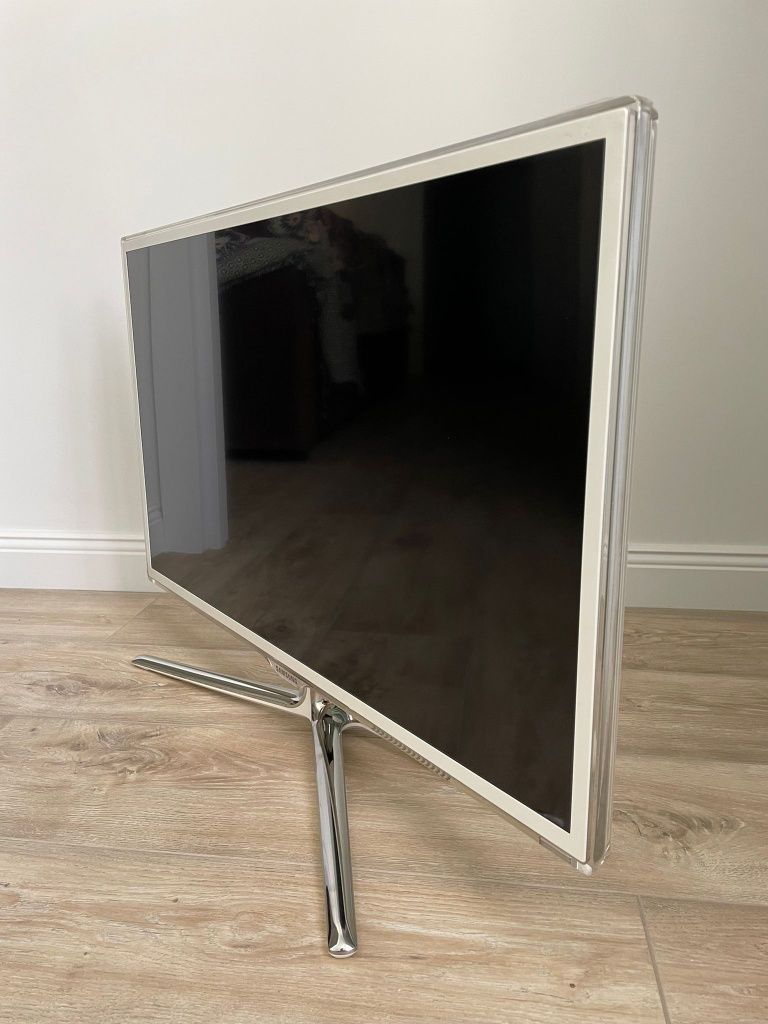 LED Телевизор Samsung