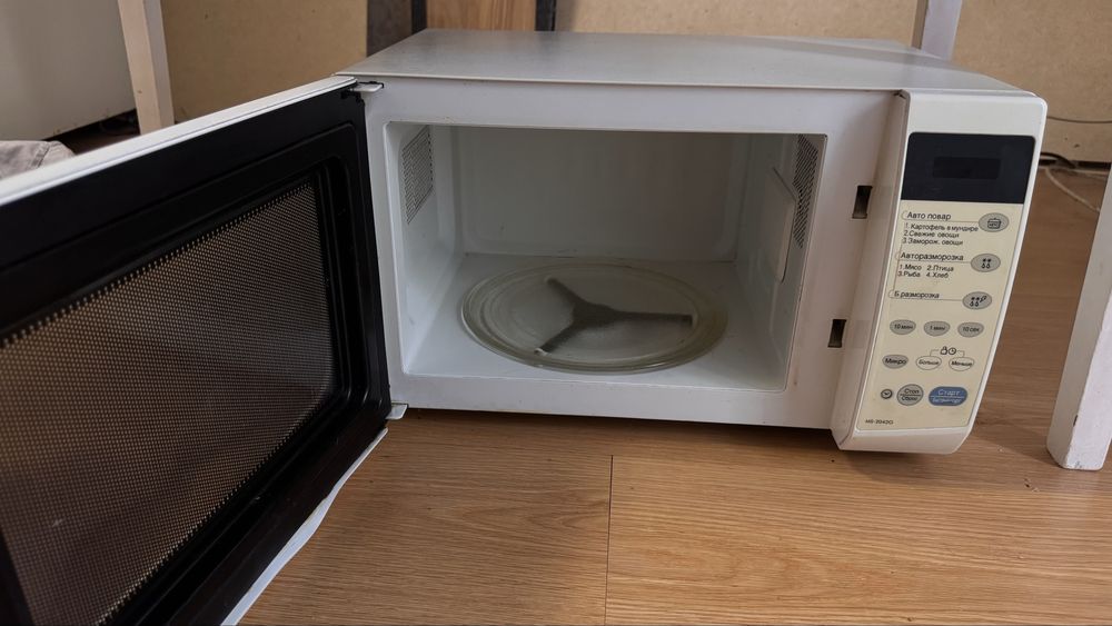 Микроволновка LG