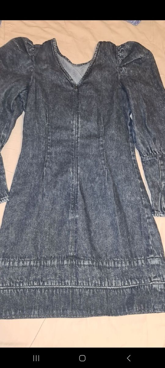 Платье сарафан продам
