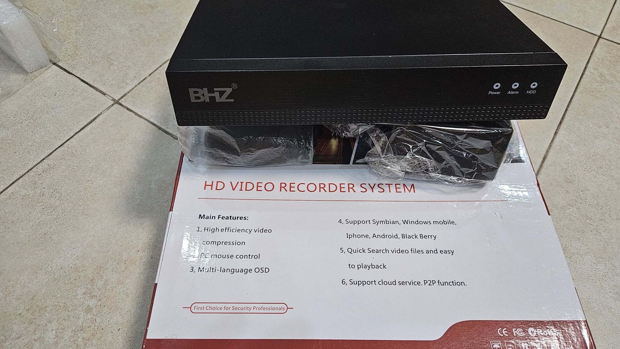 NVR видео регистратор IP на 16 каналов новый!