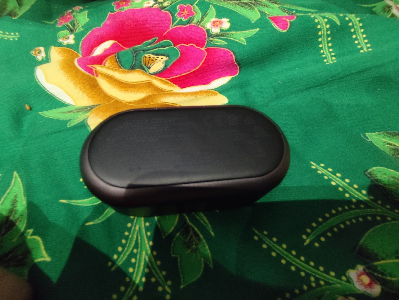 Bang & Olufsen Beoplay E8 Sport и airpods 4