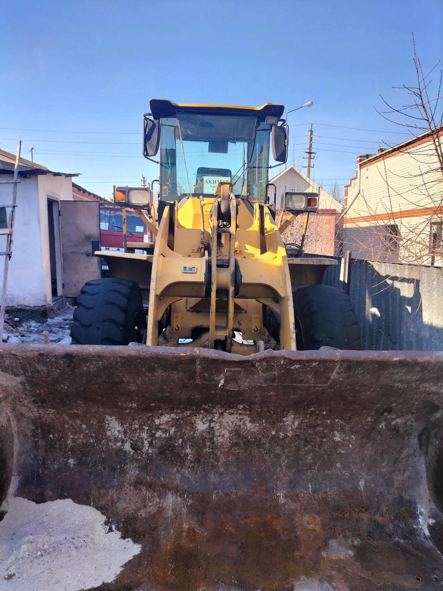 Продам двух кубовый погрузчик