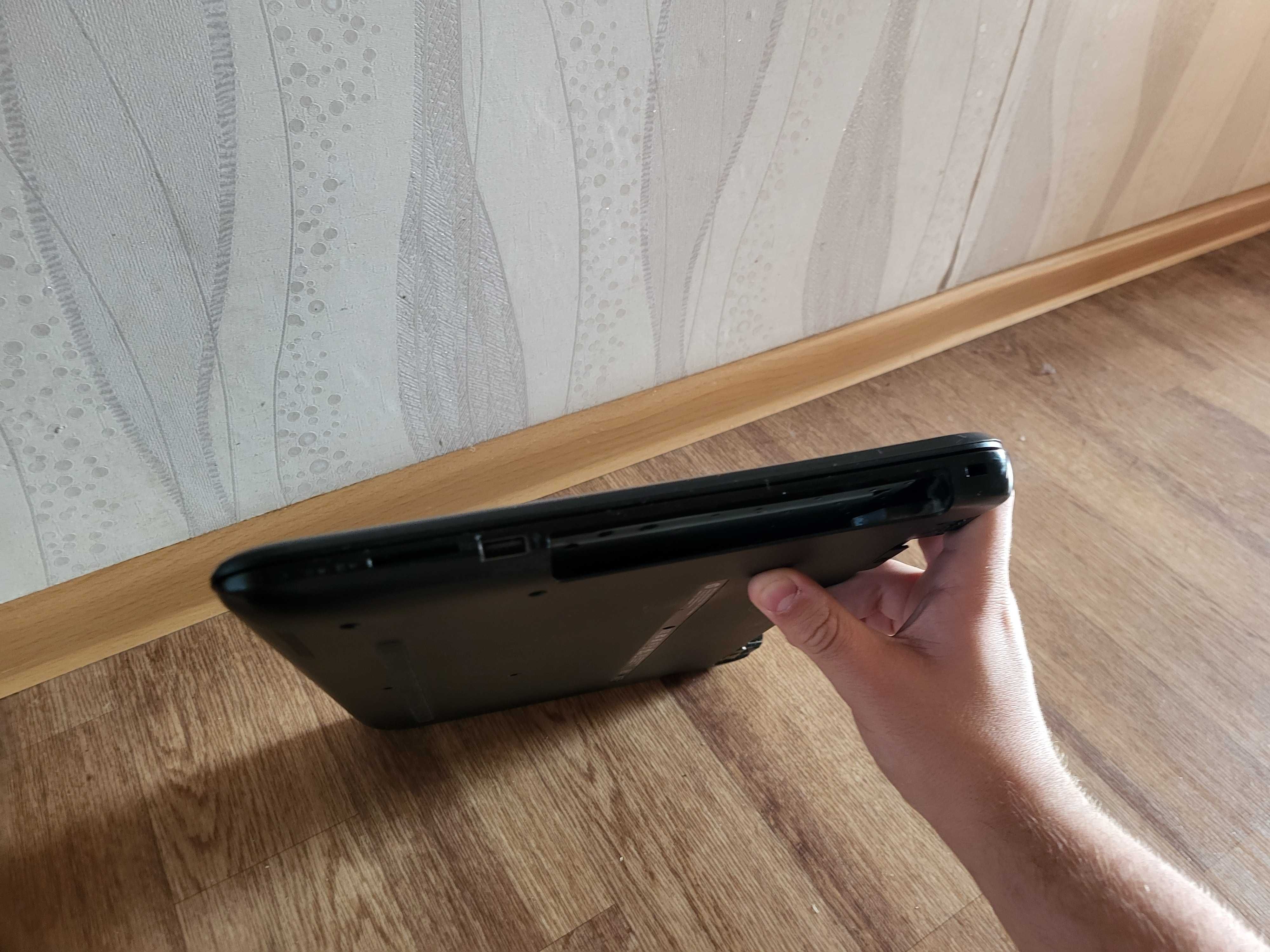 Hp 15-ay076ur на запчасти