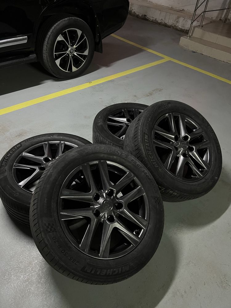 диски с шинами от LEXUS
