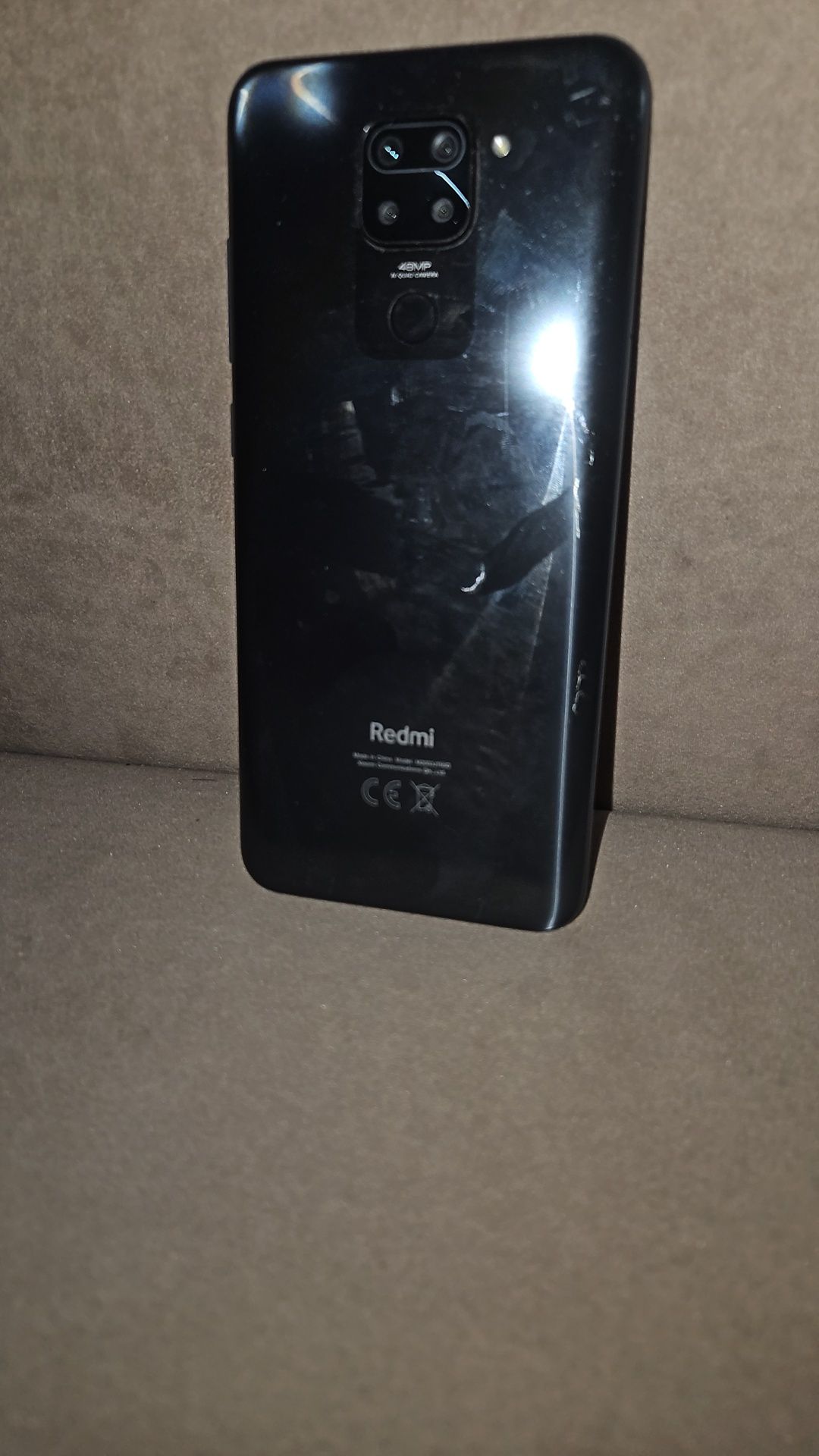 Телефон Redmi Note 9