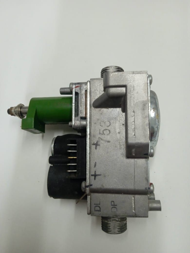 Газовый клапан Honeywell для настенного котла