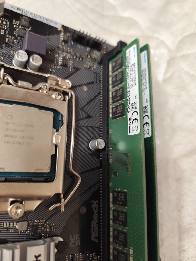 Продам комплект H470+ i3 10100f+ozu 16gb