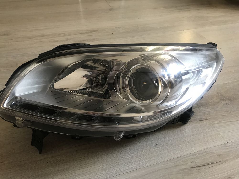 Фара левая renaut samsung Sm7 самсунг см7