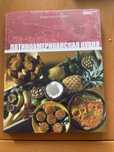 Продаю книгу кухни народов мира - латиноамериканская кухня