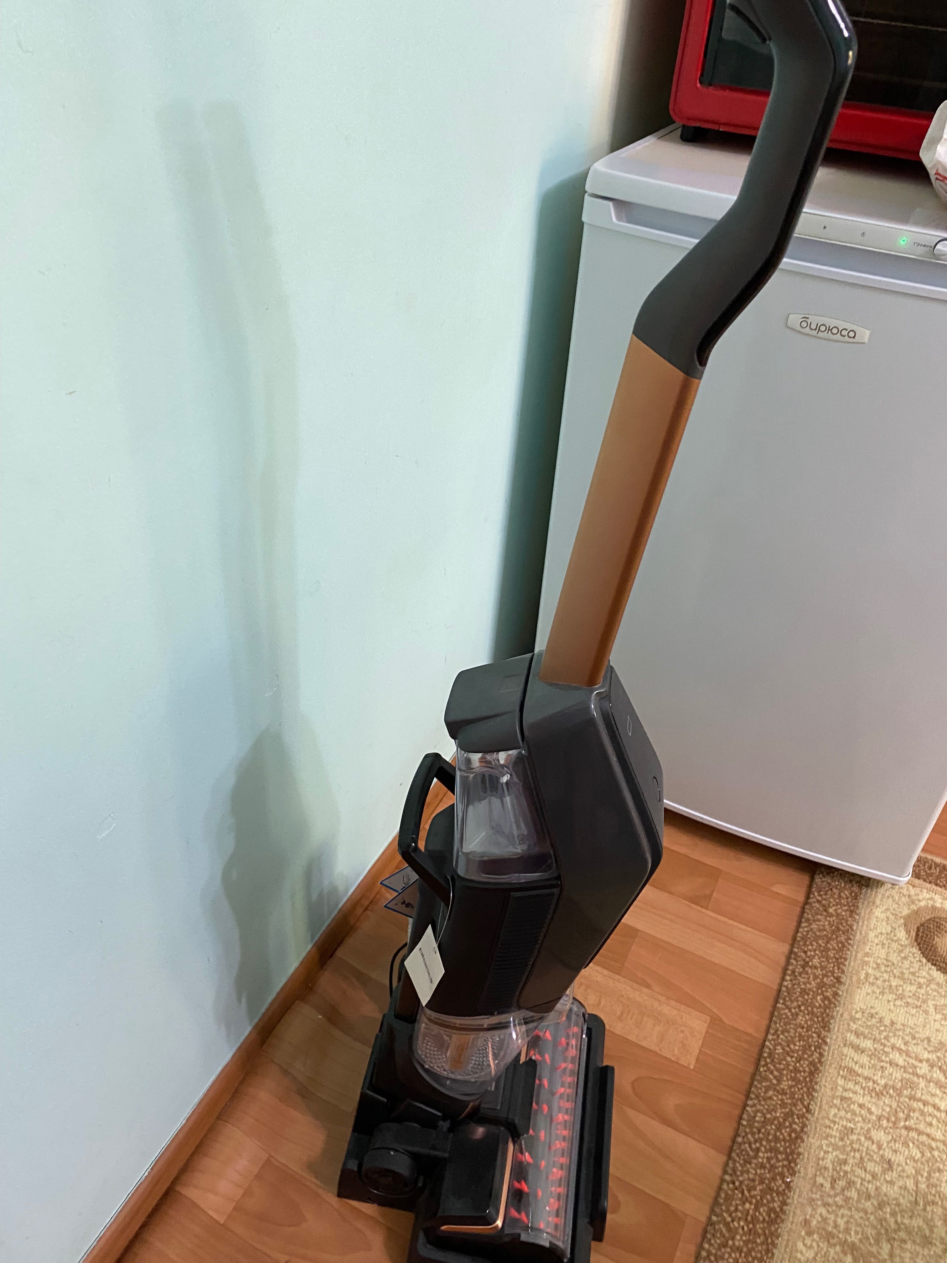 Пылесос Bissell Crosswave X7 Cordless Pro черный, золотистый