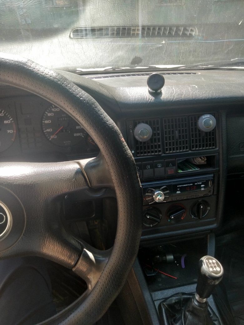 Продам Audi 80 b4