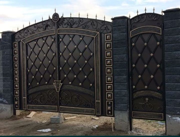 Покраска варот, ограждени двери и другие красочные работы.