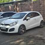 Продам машину kia rio 2014