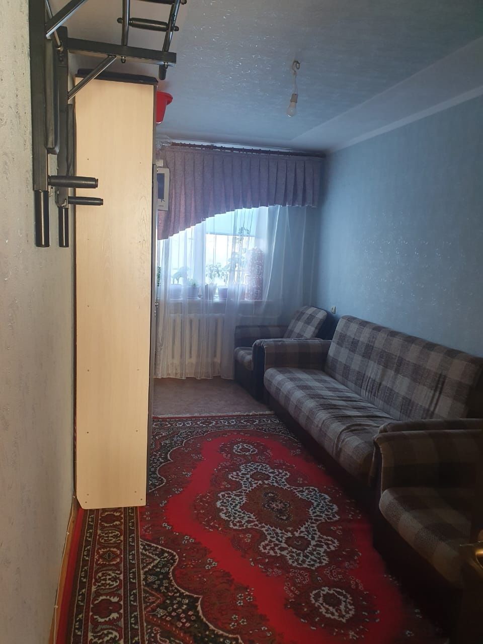 Продается 2-комн (7-50, 1 эт)