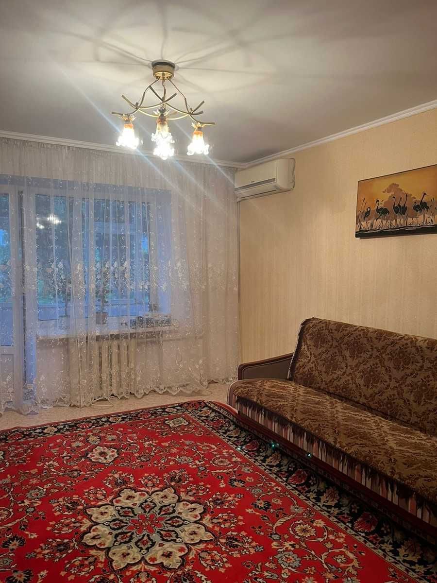 Срочно продам 2 кв-ру в центре