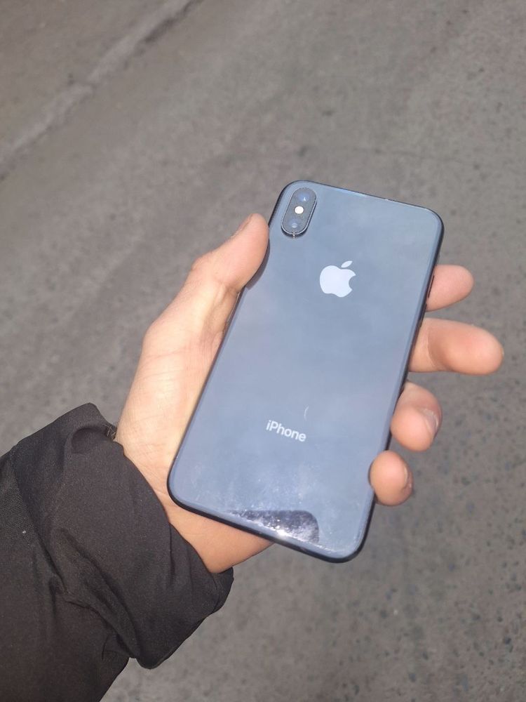 Продам айфон в зорошем состоярие