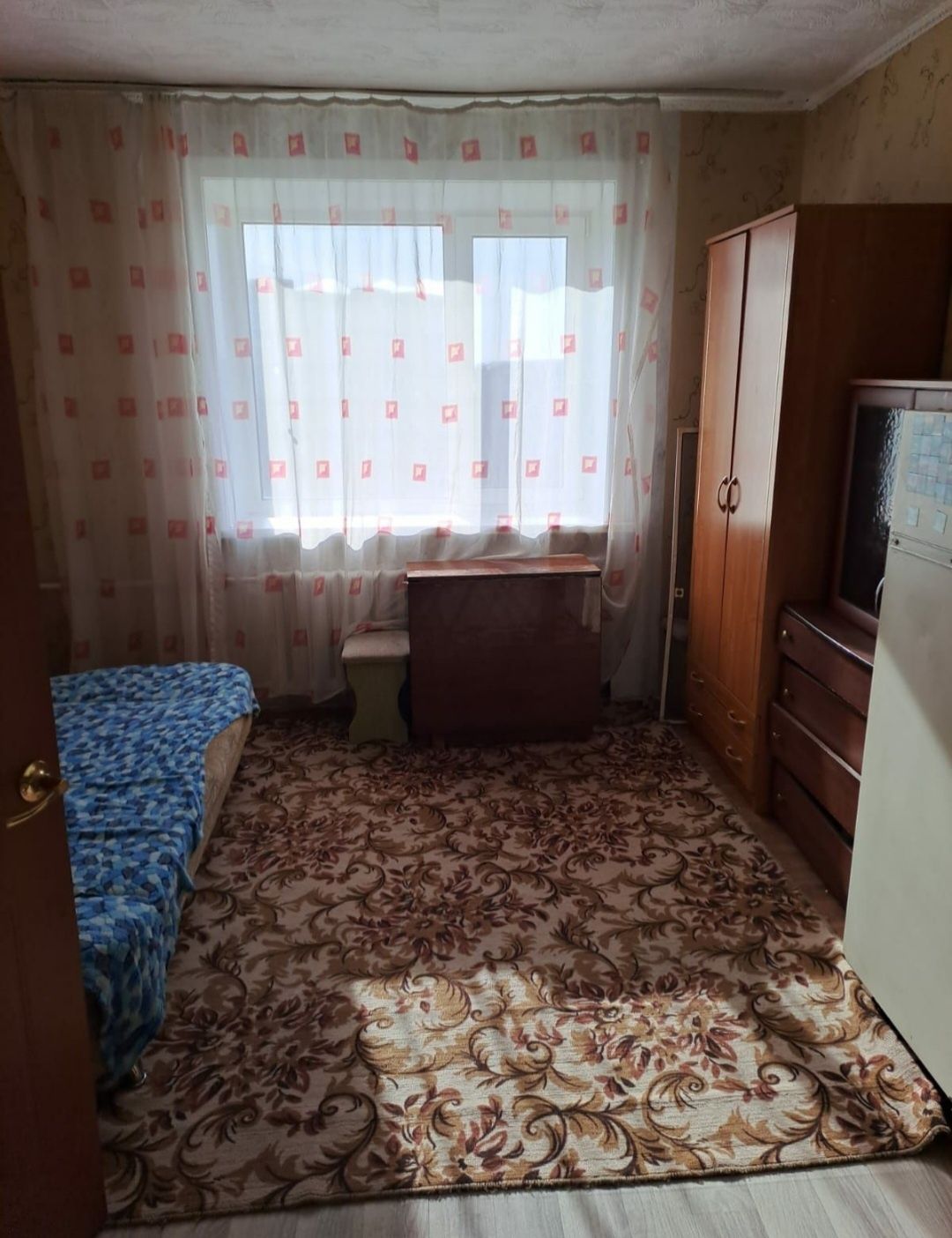 Продам комнату в общежитии. Душ и Вода в комнате