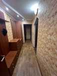 Продам 2 комнатную квартиру в 4 микрорайоне.
