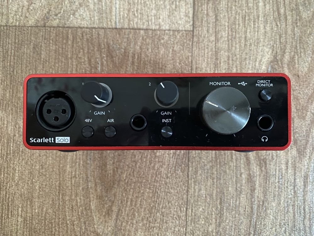 AT2020 + Focusrite Solo + DT 900 PRO X + стойка + XLR
