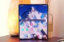 SAMSUNG Galaxy Z Fold 4 5G [256GB (Gray) SM F 936 ]