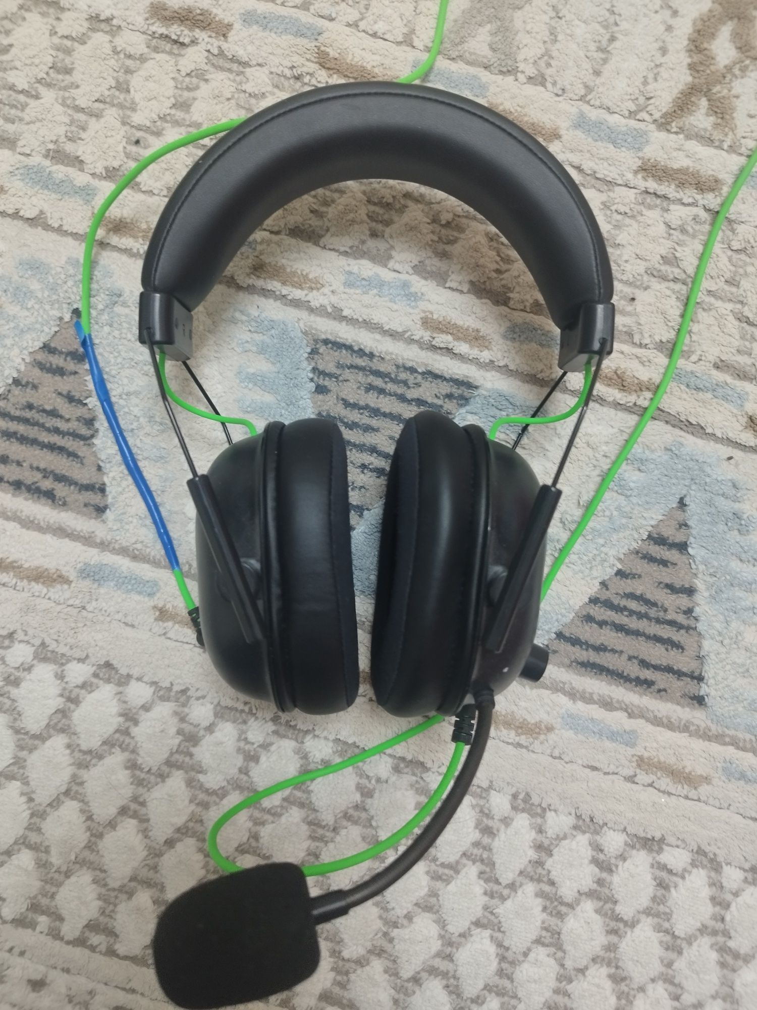 Микрофон Fifine k678 и Наушники Razer Blackshark v2