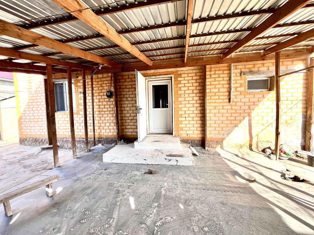 Срочно продам дом в районе Саяхат.