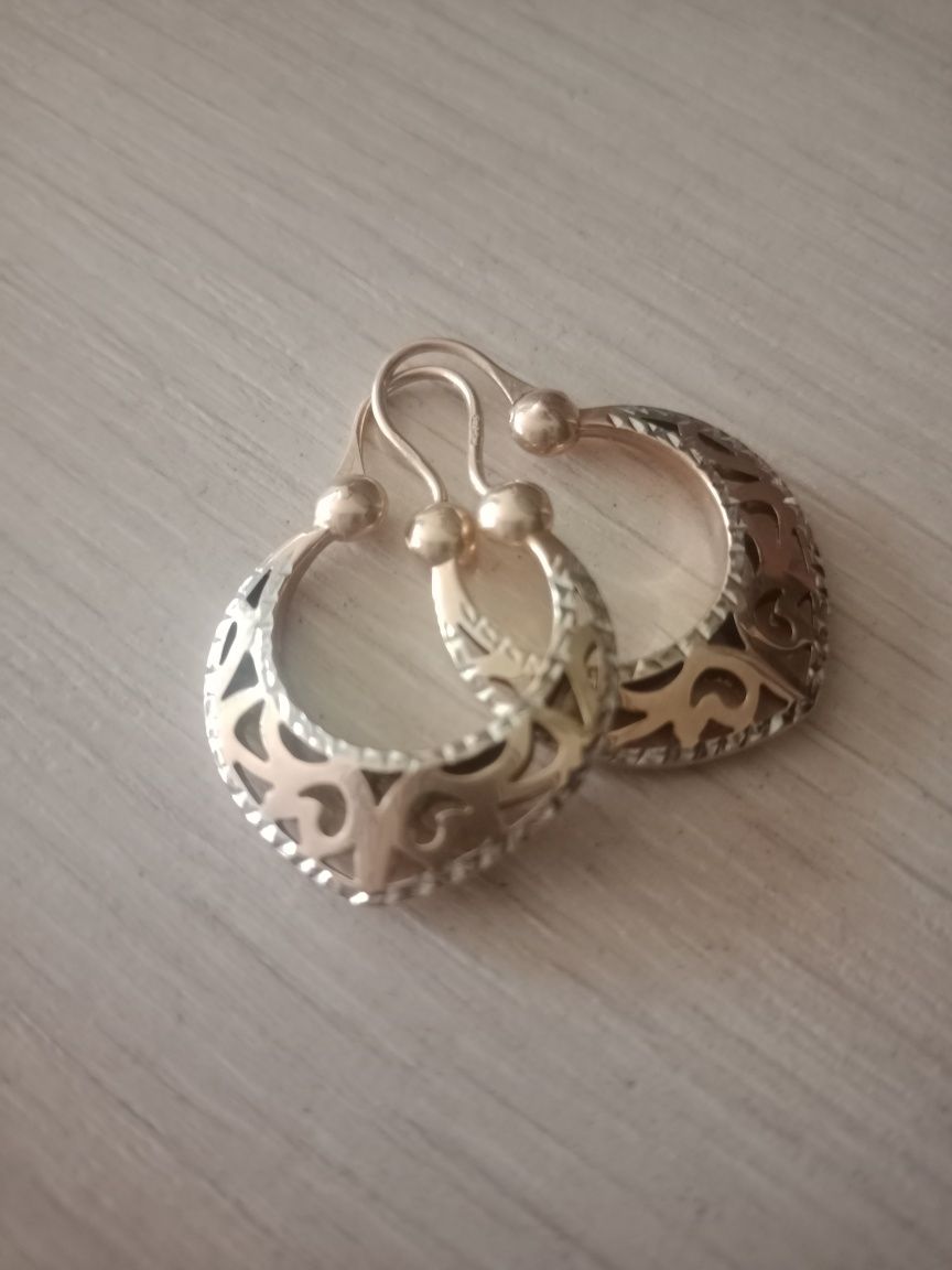 Серьги золотые 3,2гр