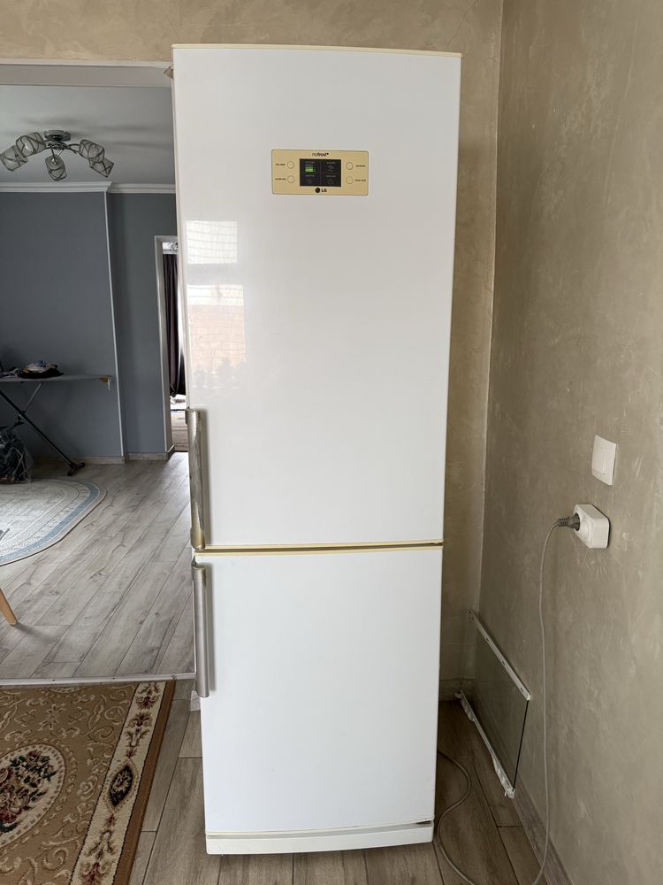 Б/У холодильник LG