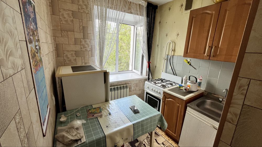 Продам 1км кв по ул. Сатпаева.